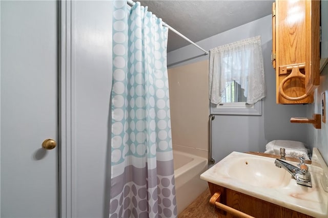 2265 State Route 982, Mount Pleasant Twp Wml, PA 15666 - full bath featuring shower / tub combo and vanity