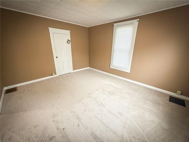 126 W Boyd Ave, City Of But Se, PA 16001 - empty room with ornamental molding, carpet floors, and baseboards