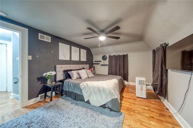 216 Siebert, Ross Twp, PA 15237 - bedroom featuring light wood-style floors, baseboards, a ceiling fan, and vaulted ceiling