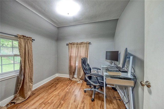 216 Siebert, Ross Twp, PA 15237 - office space with wood finished floors and baseboards