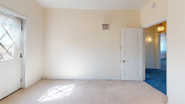 2120 Delaware Ave, Swissvale, PA 15218 - spare room featuring carpet, a chandelier, and a smoke detector