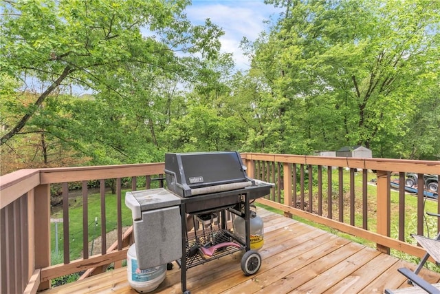 319 Hummingbird Cir, Cranberry Twp, PA 16066 - wooden deck with a lawn
