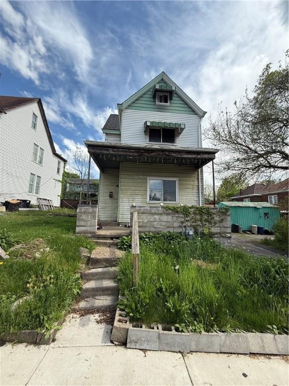 433 Hammond St, Sheraden, PA 15204 - view of front of property with a porch