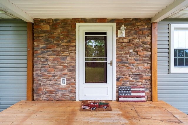 321 Green Acres Ln, Shenango Twp Law, PA 16101 - view of exterior entry featuring stone siding