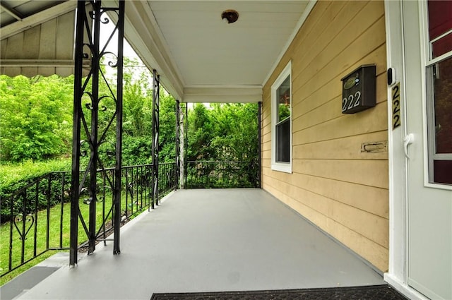 222 Orchard Ave, Canonsburg, PA 15317 - view of porch