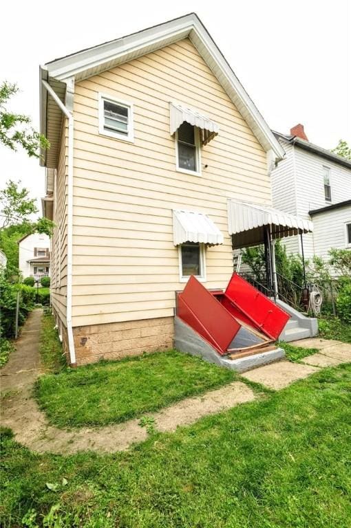 222 Orchard Ave, Canonsburg, PA 15317 - view of back of property