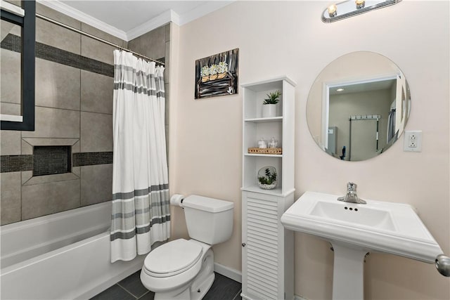 239 Albert St, Mt Washington, PA 15211 - bathroom with toilet, crown molding, shower / bath combo, baseboards, and a sink