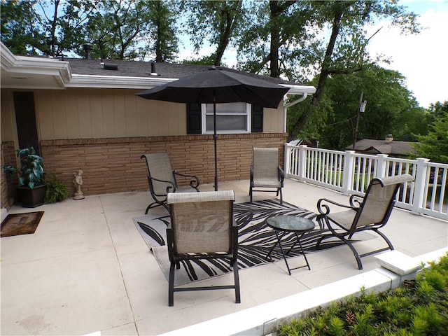 1235 Old Concord Rd, Monroeville, PA 15146 - view of patio / terrace