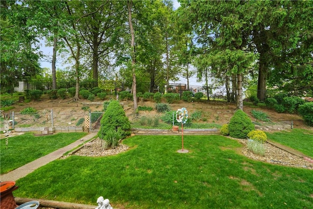 441 Wyndhurst Dr, Moon/Crescent Twp, PA 15108 - view of yard with a gate