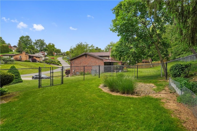 441 Wyndhurst Dr, Moon/Crescent Twp, PA 15108 - view of yard featuring a gate
