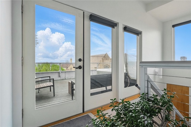 204 Bailey Ave, Mt Washington, PA 15211 - doorway with healthy amount of natural light