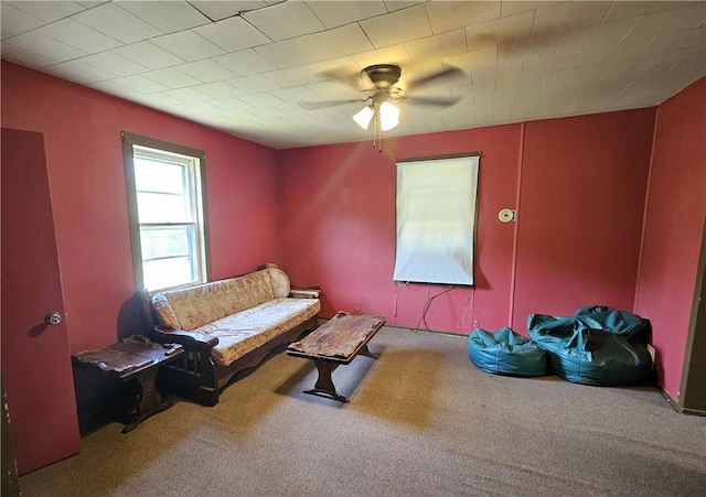 114 Leonard Rd, Washington Twp But, PA 16040 - carpeted living room featuring ceiling fan