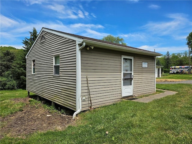 114 Leonard Rd, Washington Twp But, PA 16040 - view of outbuilding