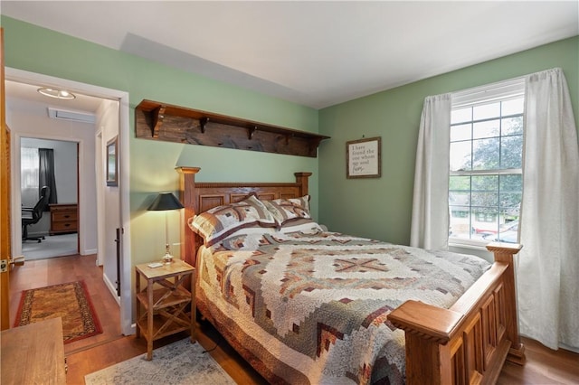 2418 Graceland Rd, Neshannock Twp, PA 16105 - bedroom featuring wood finished floors