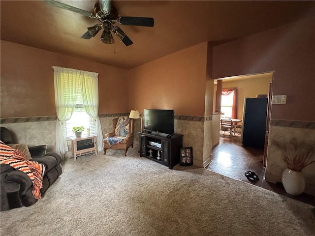 509 N Mercer St, New Castle/1St, PA 16101 - living room featuring ceiling fan, wainscoting, and carpet