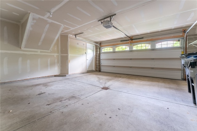 876 Beacon Ln, Mccandless, PA 15237 - garage featuring a garage door opener