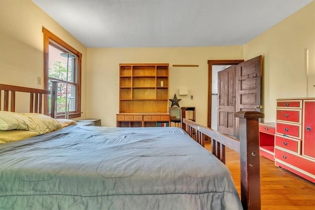 439 Pleasant Hill Rd, Allegheny Twp Wml, PA 15656 - bedroom featuring wood finished floors
