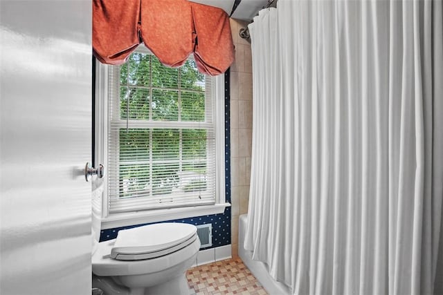 111 Maple Dr, Pine Twp Nal, PA 15090 - bathroom with toilet and shower / bath combo