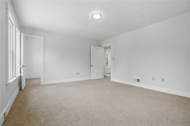 5241 Clarwin Ave, Ross Twp, PA 15229 - empty room featuring light carpet and baseboards