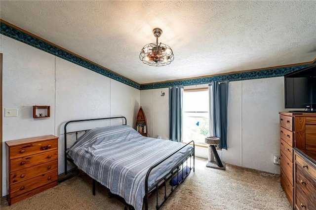 34 Max St, Hempfield Twp Wml, PA 15601 - bedroom featuring a textured ceiling