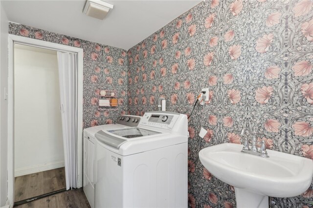 643 Croyland Ave, Indiana Boro, PA 15701 - laundry room with washer / clothes dryer, wallpapered walls, wood finished floors, a sink, and baseboards