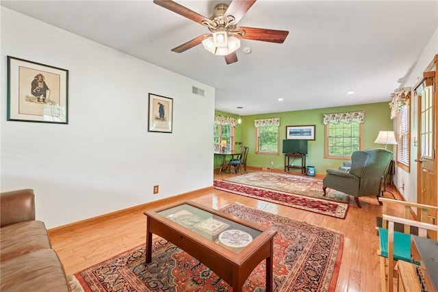 431 Scenic Dr W, Pike Run Twp, PA 15427 - living area featuring wood finished floors, ceiling fan, recessed lighting, and baseboards