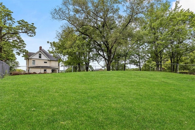 920 Maple Ave, Castle Shannon, PA 15234 - view of yard