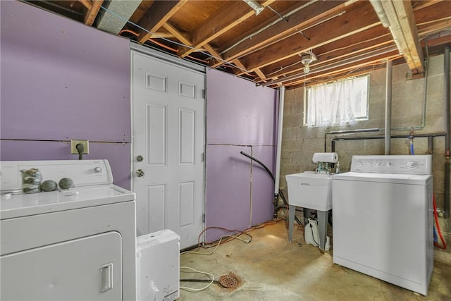 9895 Willow Dr, Mccandless, PA 15090 - laundry area featuring washer and clothes dryer