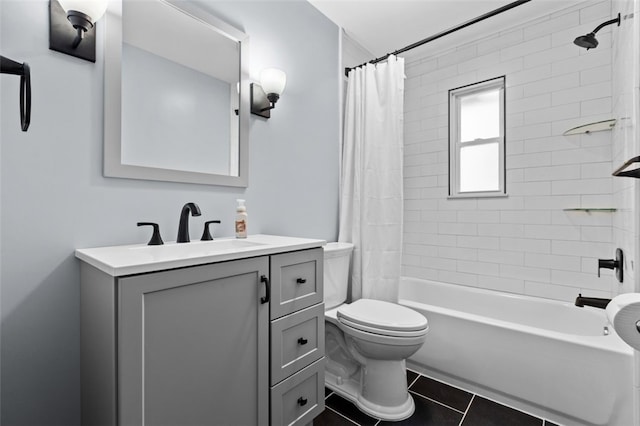 2612 Saybrook Dr, Churchill Boro, PA 15235 - full bath featuring toilet, vanity, shower / tub combo with curtain, and tile patterned floors