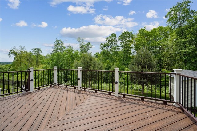 821 Westminster Ln, Cranberry Twp, PA 16066 - view of deck