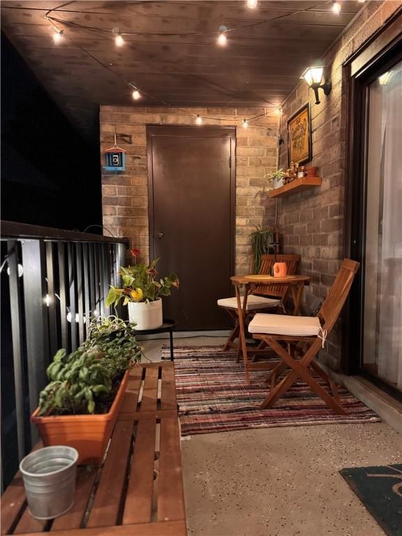 1556 Fairmont St, Wilkinsburg, PA 15221 - view of covered porch