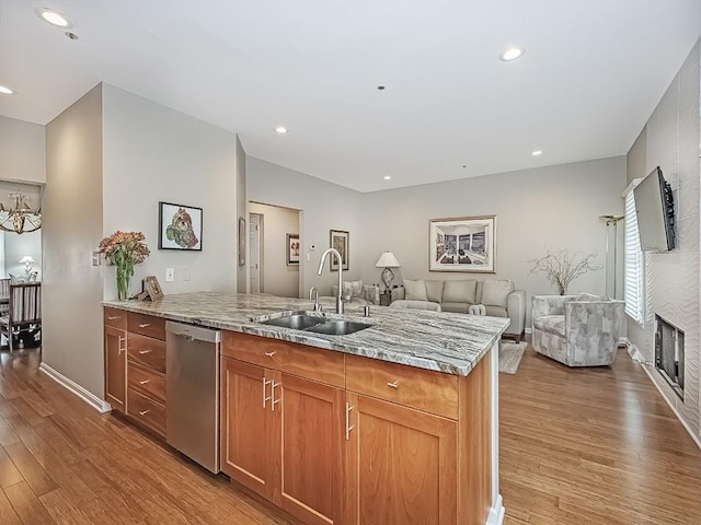 824 Kingsberry Cir, Mt Lebanon, PA 15234 - kitchen with a sink, dishwasher, light wood-type flooring, a peninsula, and recessed lighting