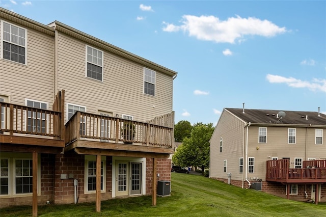 190 Southern Valley Ct, Adams Twp, PA 16046 - back of property with a wooden deck, a yard, and central air condition unit
