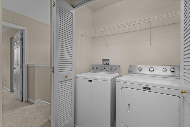 190 Southern Valley Ct, Adams Twp, PA 16046 - laundry room with separate washer and dryer, baseboards, and light carpet