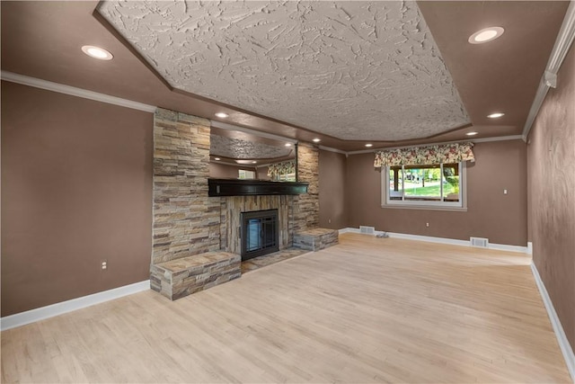 887 E Arcadia Dr, Mccandless, PA 15237 - unfurnished living room with a fireplace, wood finished floors, ornamental molding, and recessed lighting
