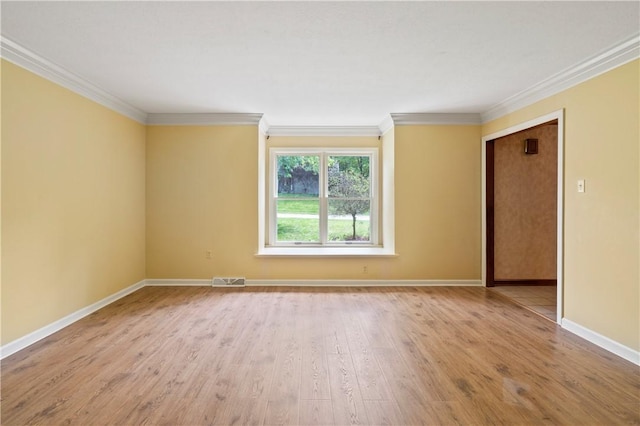 2662 Timberglen Dr W, Franklin Park, PA 15090 - unfurnished room featuring crown molding, wood finished floors, and baseboards