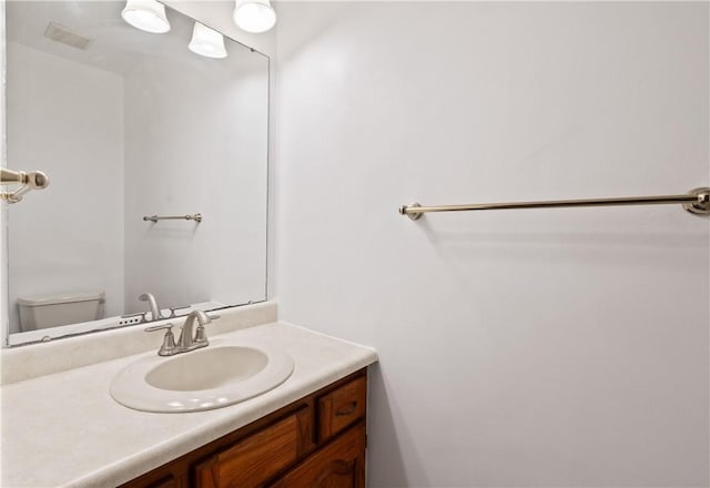 2662 Timberglen Dr W, Franklin Park, PA 15090 - bathroom featuring vanity and toilet