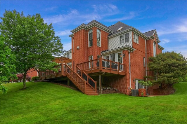 606 Adare Ct, Cranberry Twp, PA 16066 - back of property featuring a wooden deck, a yard, and brick siding