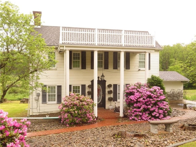 629 Freeport Rd, Jefferson Twp But, PA 16002 - greek revival inspired property featuring a porch and a balcony