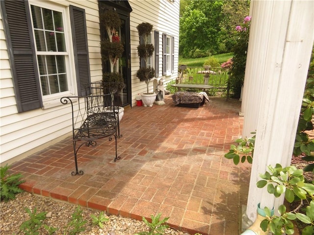629 Freeport Rd, Jefferson Twp But, PA 16002 - view of patio / terrace