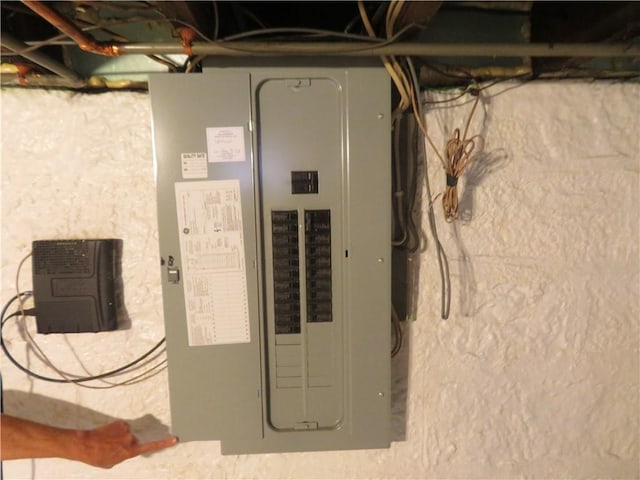 629 Freeport Rd, Jefferson Twp But, PA 16002 - utilities featuring electric panel