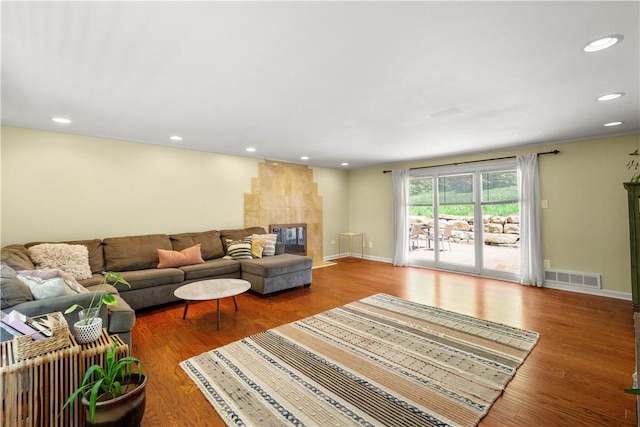 2507 Corteland Dr, Upper St Clair, PA 15241 - living room with wood finished floors, recessed lighting, a fireplace, and baseboards