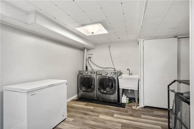 2507 Corteland Dr, Upper St Clair, PA 15241 - washroom featuring independent washer and dryer and light wood-style flooring