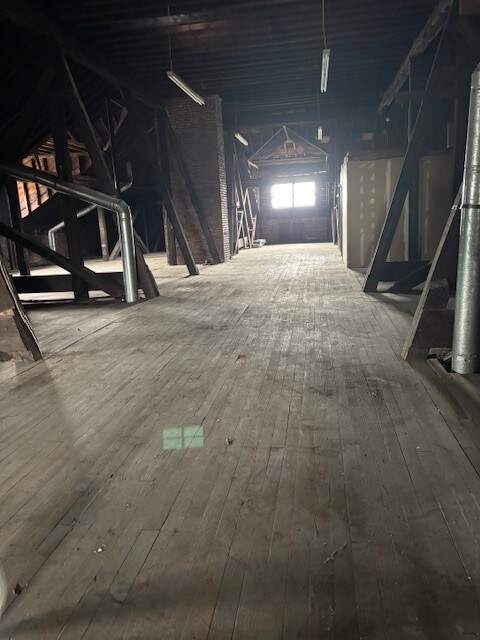 839 Michigan Ave, Glassport, PA 15045 - photo 19