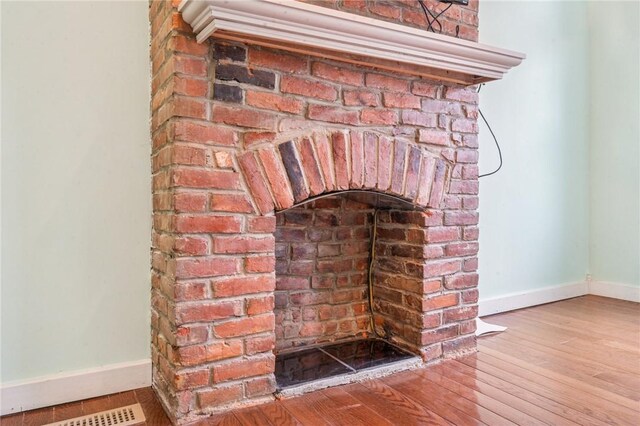 324 Orwell Way, Bloomfield, PA 15224 - detailed view of wood finished floors and baseboards