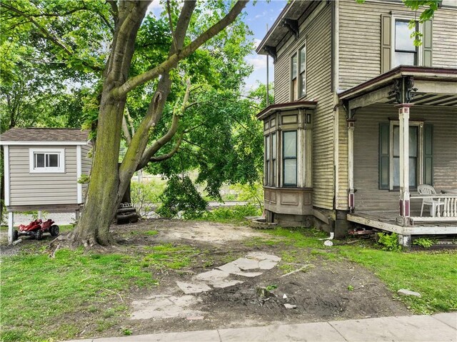 1324 Third Ave, New Brighton, PA 15066 - view of yard featuring a porch