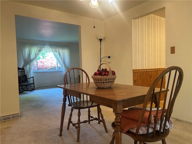 127 Opal Ct, Natrona Hts/Harrison Twp, PA 15065 - carpeted dining area featuring ceiling fan