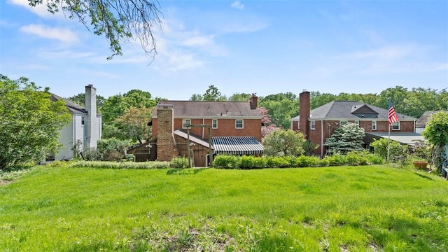817 Wainwright Dr, Mt Lebanon, PA 15228 - view of green lawn