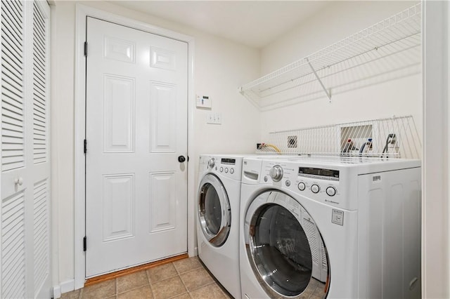 3005 Village Run Rd, Pine Twp Nal, PA 15090 - laundry area with separate washer and dryer and light tile patterned floors