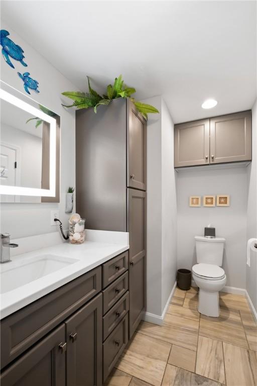 842 Towercrest Dr, Mt Lebanon, PA 15228 - bathroom with vanity, toilet, and baseboards